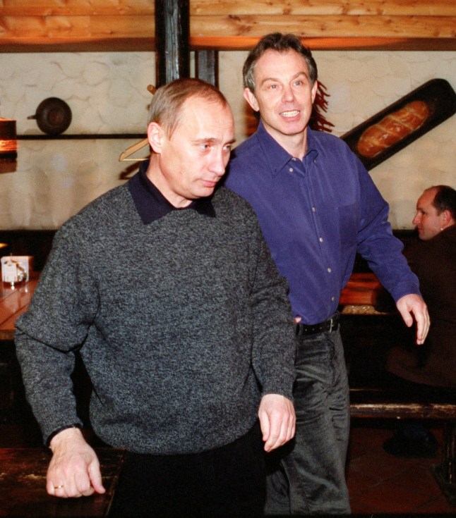 BLAIR PUTIN...Russian President Vladimir Putin, left, and British Prime Minister Tony Blair, right, come in Pivnushka, a beer hall in Moscow, during their informal meeting, Monday Nov. 20, 2000. Blair arrived in Moscow on Monday evening for an official visit that is expected to focus on strengthening economic cooperation between the countries. (AP Photo/ Maxim Marmur, Pool)...I