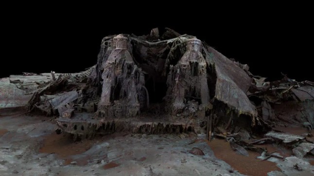 Titanic scan reveals ground-breaking details of ship's final hours
