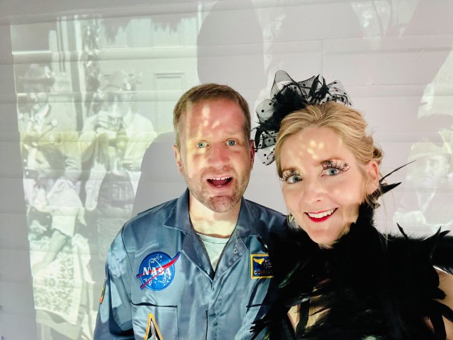 NEWS / 12902007 Virginia woman, 39, who was clinically dead for staggering 24 minutes after suffering shock cardiac arrest shares what it REALLY feels like to nearly die - and how it changed her --- Lauren Canaday , who has been on medication for controlled epilepsy for years, suffered a grand mal seizure, that causes violent muscle contractions and loss of consciousness, in her home and stopped breathing.