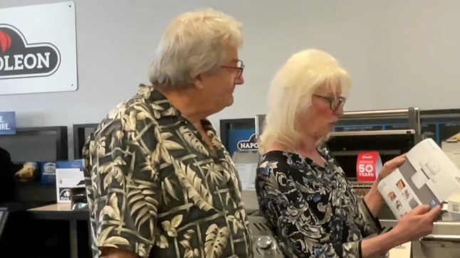 A couple from B.C.'s Okanagan has been grilling up some well done Canadian kindness for the last few months. When barbecue season began to heat up this spring, a couple living in Summerland ? a municipality located on the west side of Okanagan Lake ? began to get calls from grillers with burning questions about their Napoleon grills. Even though they had no "steak" in the Canadian barbecue company, Jim Klassen and Mirjana Komljenovic did their best to help every single customer ? even when the callers were a bit hot headed.