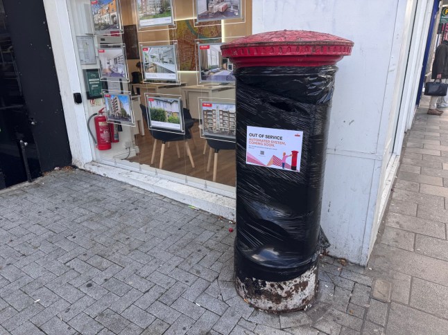 Solar powered postboxes are being rolled out across UK, that will let you drop off parcels