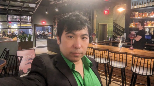 Magician, Zi Teng Wang, ?forgot the password to his own hand?