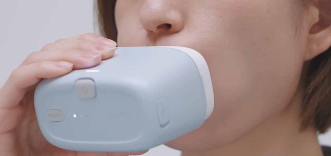 Futuristic g.eN robot brushes your teeth without any assistance