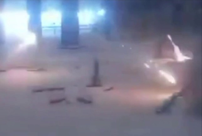 NEXTA @nexta_tv ?Shaheds? are flying, but the snow still needs clearing During a Russian attack, a Ukrainian street cleaner simply kept doing his job ? and became a social media hero.